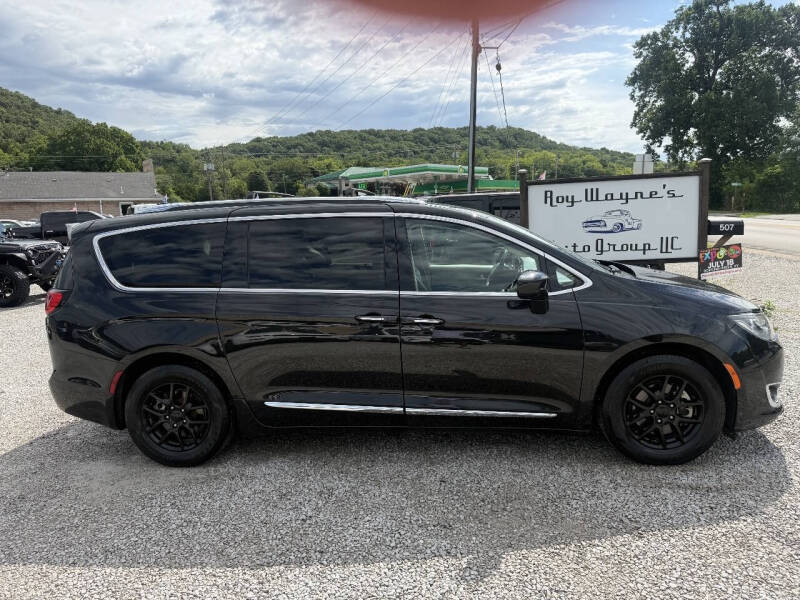 2020 Chrysler Pacifica Touring L