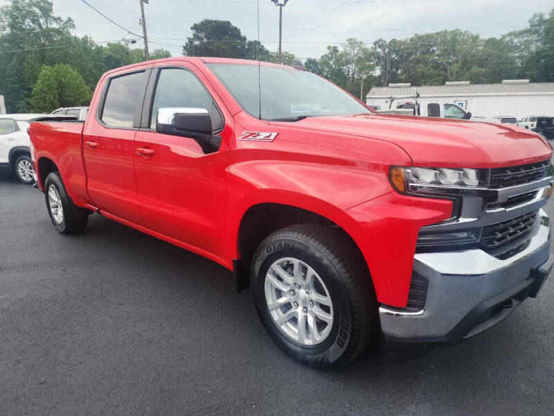 Used 2019 Chevrolet Silverado 1500 LT with VIN 3GCUYDED2KG212409 for sale in West Point, VA