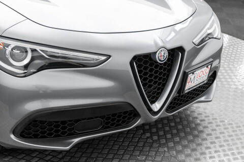 2018 Alfa Romeo Stelvio Sport