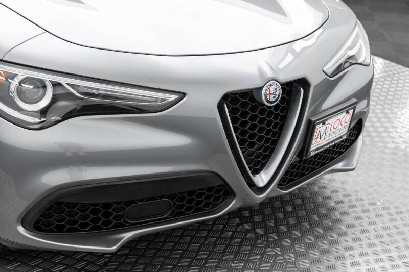 2018 Alfa Romeo Stelvio Sport