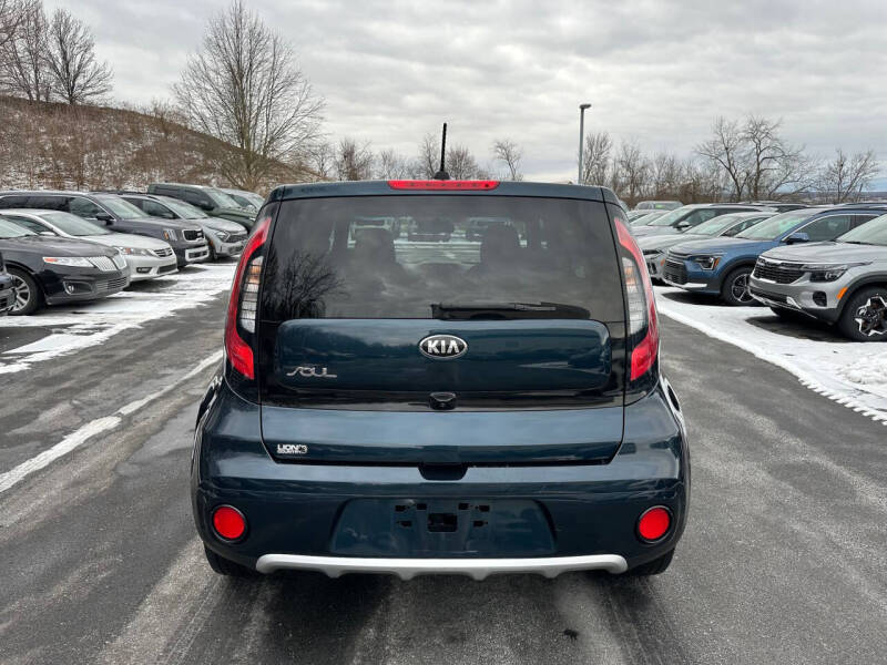 2017 Kia Soul +
