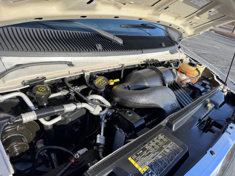 2013 Ford E-Series E-450 SD