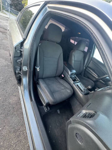 2012 Dodge Charger SE