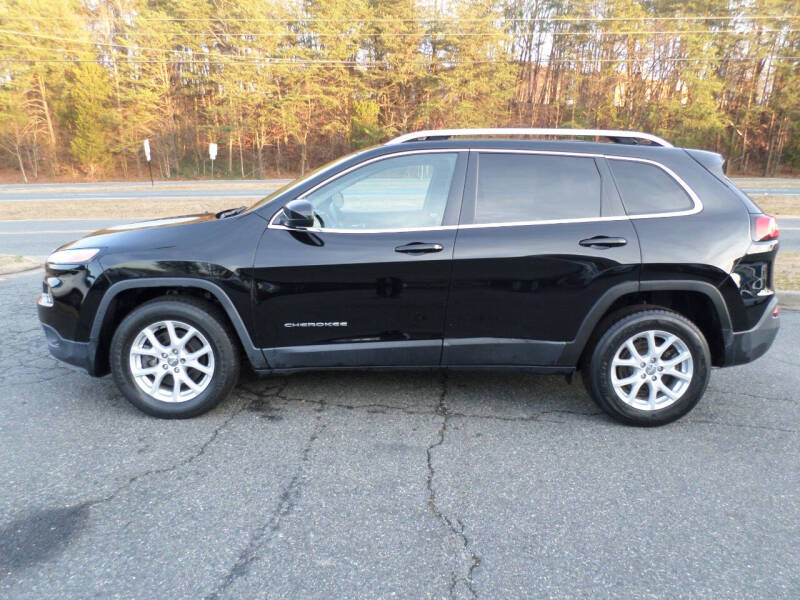 2017 Jeep Cherokee Latitude photo 9