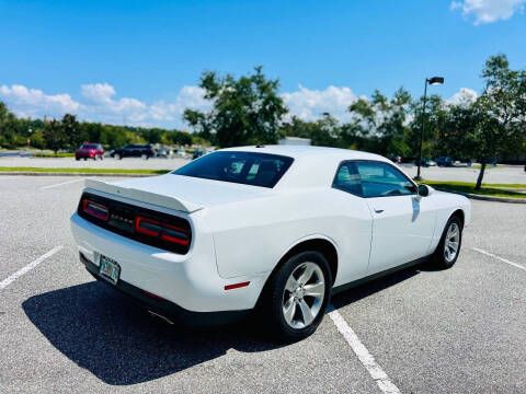 2022 Dodge Challenger SXT