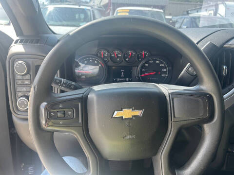 2020 Chevrolet Silverado 1500 Custom