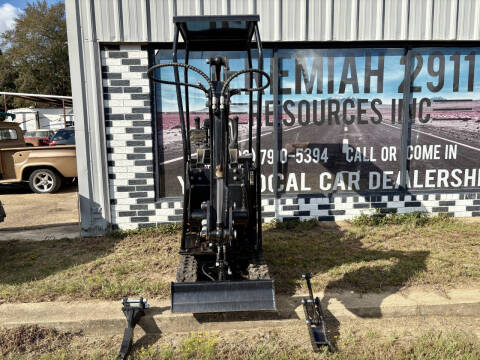 2024 AGT MINI EXCAVATOR QS12R