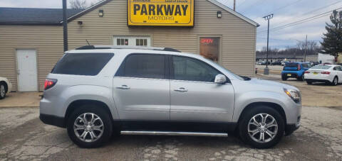 2015 GMC Acadia for sale at Parkway Motors in Springfield IL