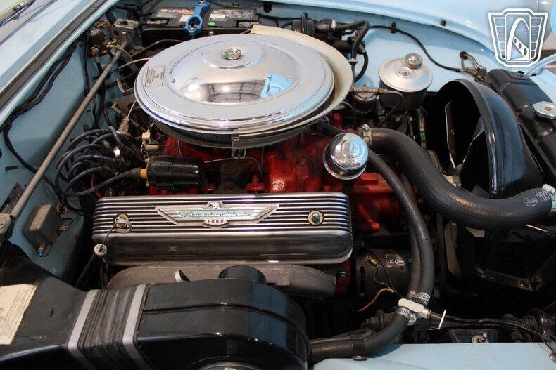 1957 Ford Thunderbird