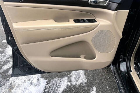 2017 Jeep Grand Cherokee Laredo