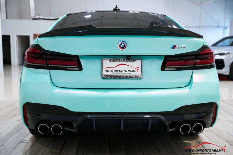 2023 BMW M5