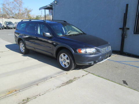 2004 Volvo XC70 for sale at Unique Plaza Auto Sales in Sacramento CA