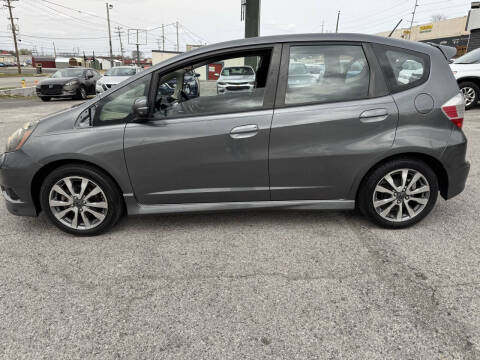 2013 Honda Fit for sale at M&R Auto Sales Inc in Bowling Green KY