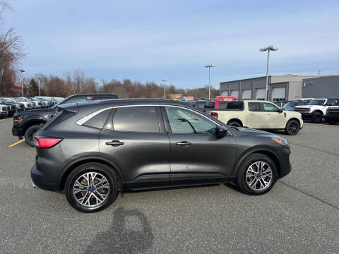 2020 Ford Escape SEL