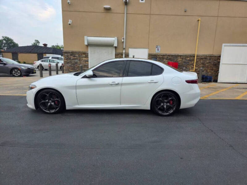 2017 Alfa Romeo Giulia Ti