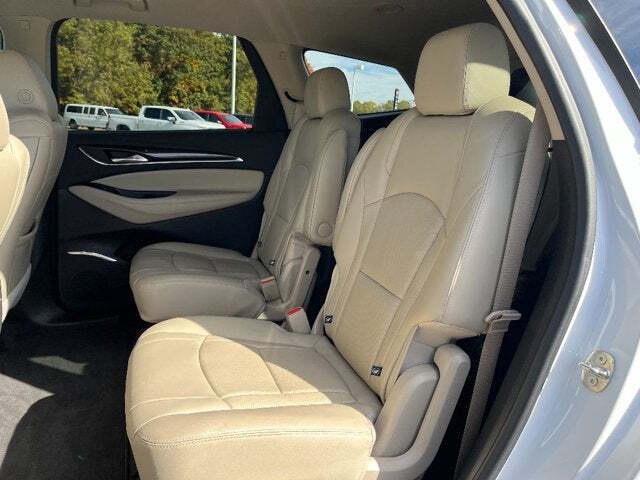 2020 Buick Enclave 17