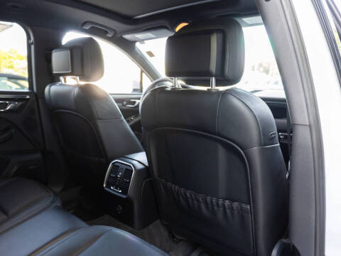 2016 Porsche Macan S