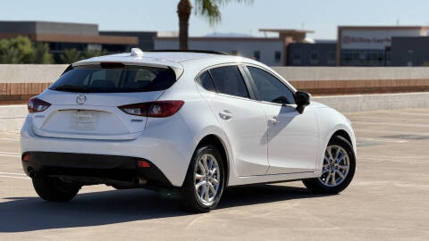 2015 Mazda MAZDA3 i Touring