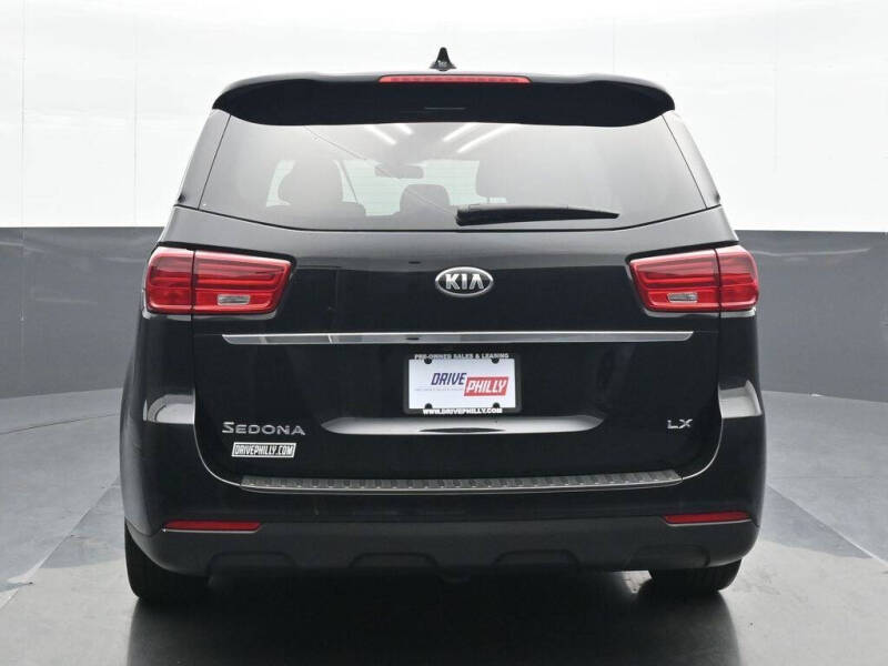 2020 Kia Sedona LX