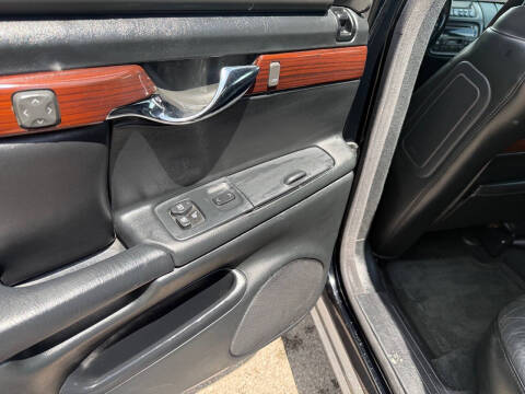 2000 Cadillac DeVille DHS
