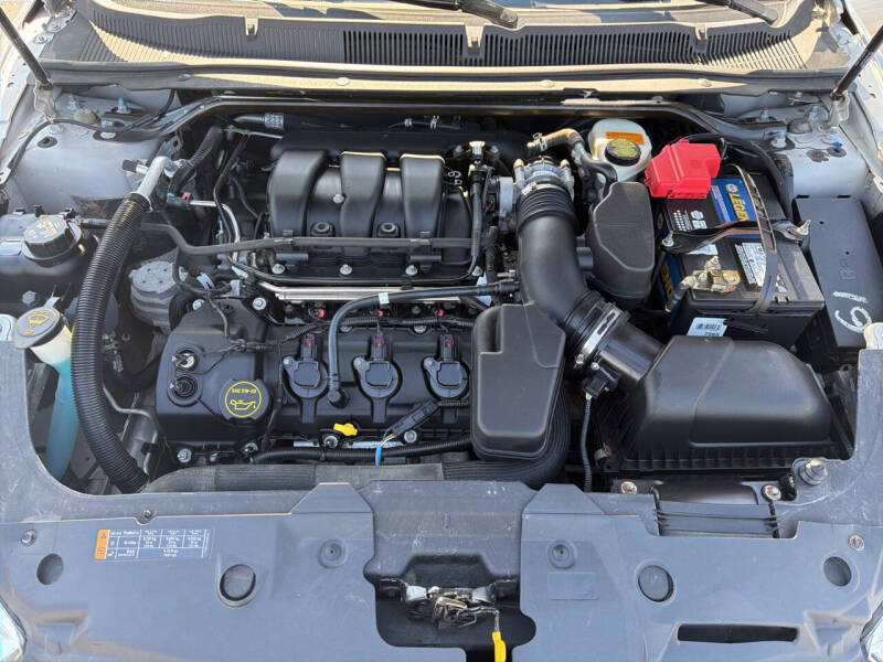 2013 Ford Taurus SEL