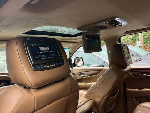 2016 Cadillac Escalade ESV Platinum