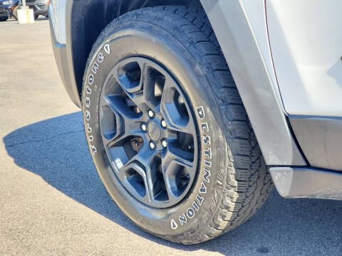 2020 Jeep Cherokee Trailhawk