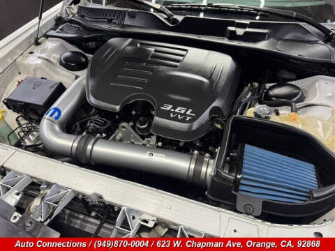 2016 Dodge Challenger SXT Plus