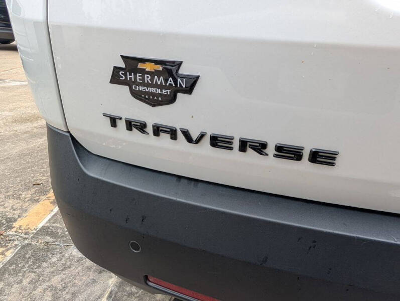 2023 Chevrolet Traverse RS