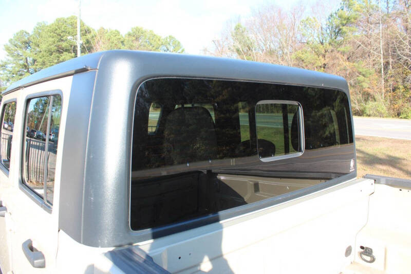 2020 Jeep Gladiator Sport