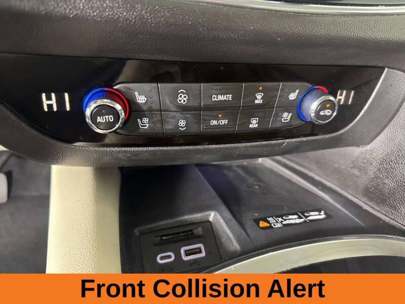 2023 Buick Enclave Premium