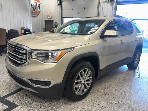 2017 GMC Acadia SLE-2