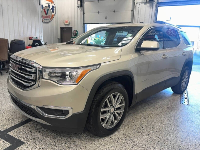 2017 GMC Acadia SLE-2