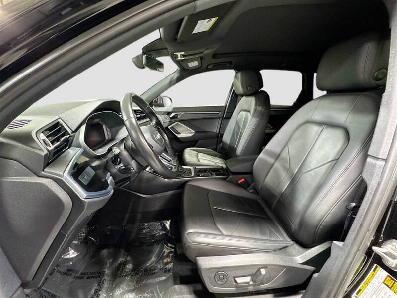 2020 Audi Q3 quattro S line Premium 45 TFSI