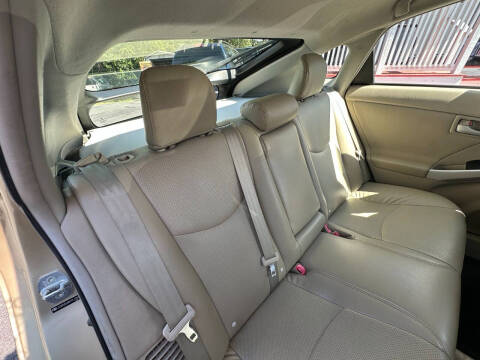 2011 Toyota Prius Two