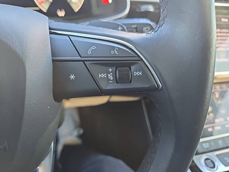 2024 Audi Q7 quattro Premium Plus 45 TFSI