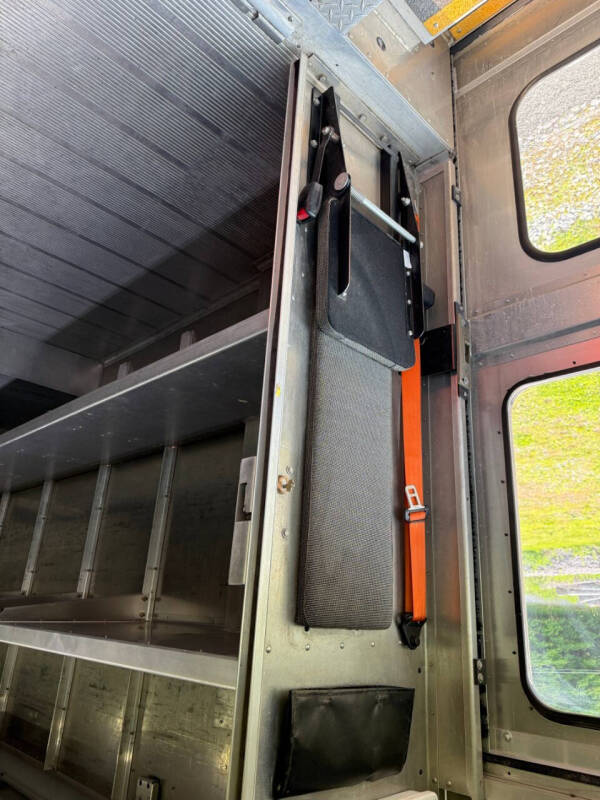 2020 Freightliner MT45 Chassis