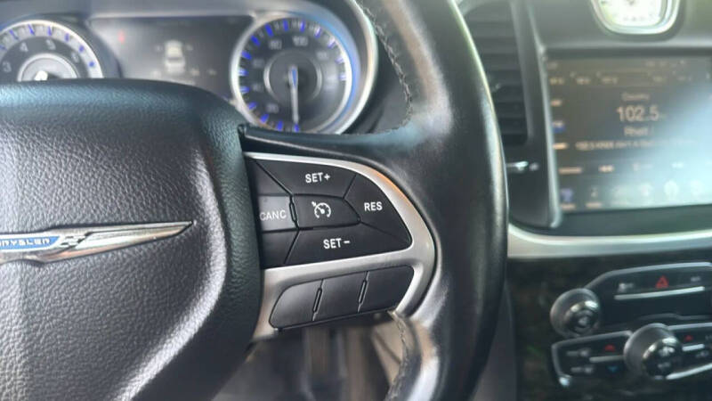 2016 Chrysler 300 C