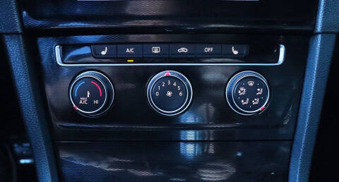 2015 Volkswagen Golf GTI SE