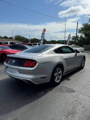 2017 Ford Mustang V6