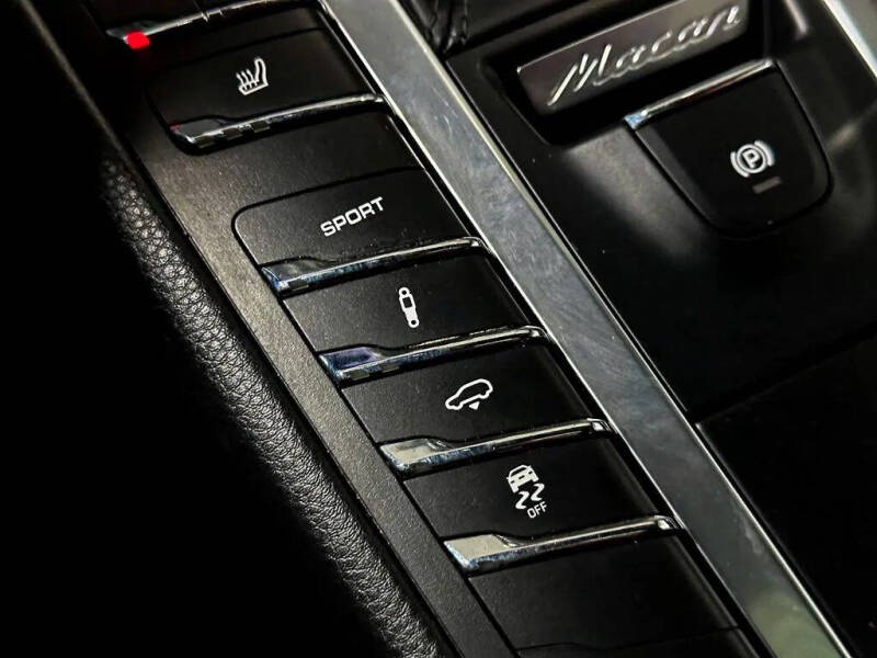 2017 Porsche Macan GTS