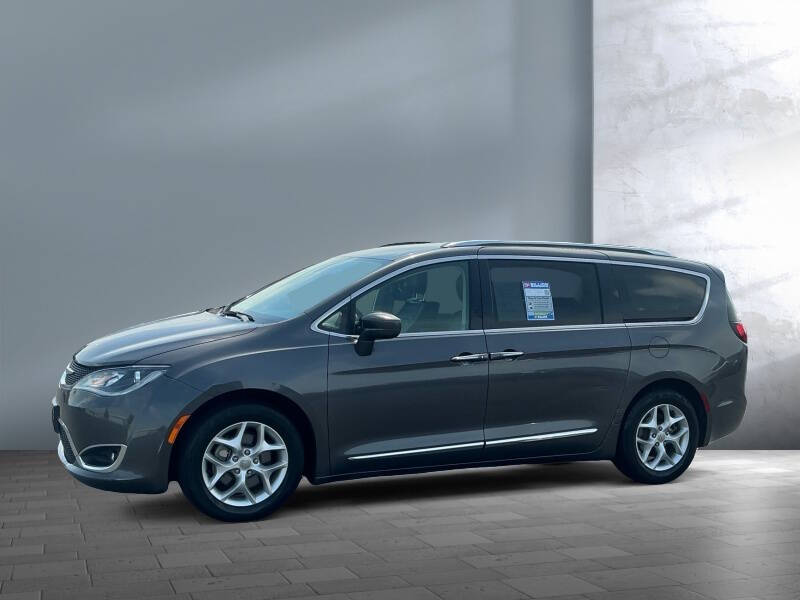 2019 Chrysler Pacifica Touring L Plus