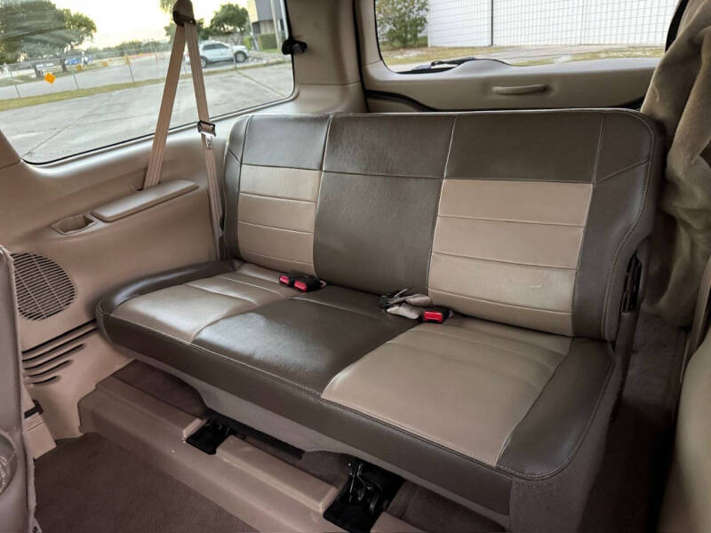 2004 Ford Excursion Eddie Bauer