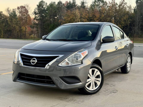 2019 Nissan Versa SV