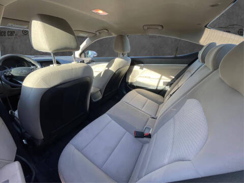 2020 Hyundai Elantra