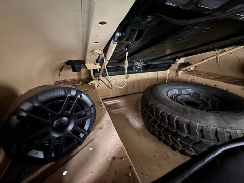 2005 AM General Hummer