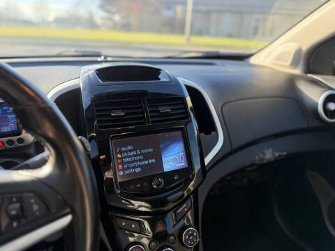 2015 Chevrolet Sonic RS Manual