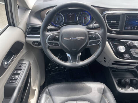2018 Chrysler Pacifica Touring L