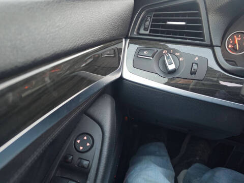 2013 BMW 5 Series 528i xDrive