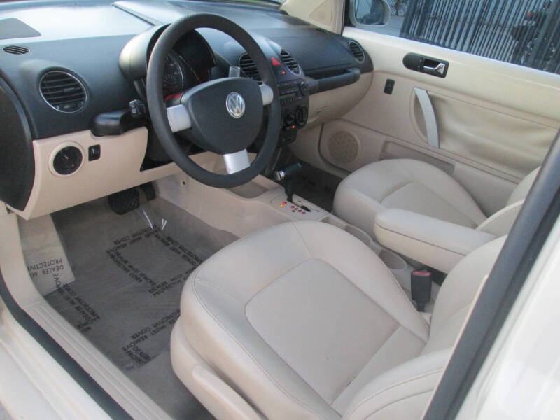 2007 Volkswagen New Beetle 2.5